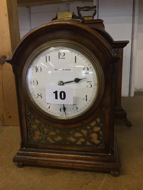 Replica bracket clock and a timepiece